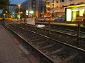 Person unter KVB Bahn Koeln Eifelstr P05